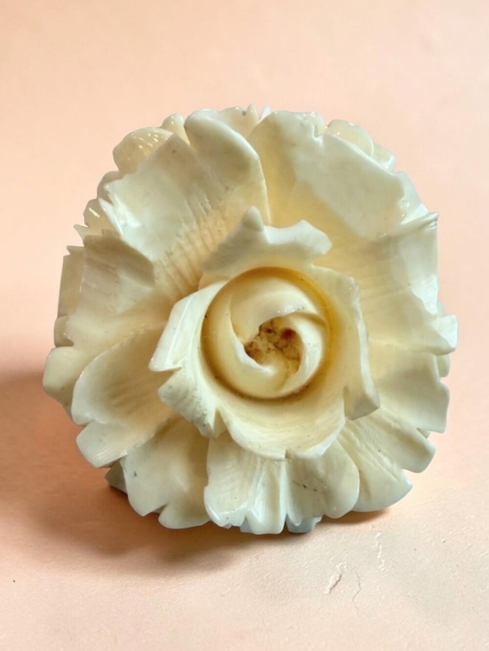 Vintage Celluloid Flower Brooch - Picture 2 of 6